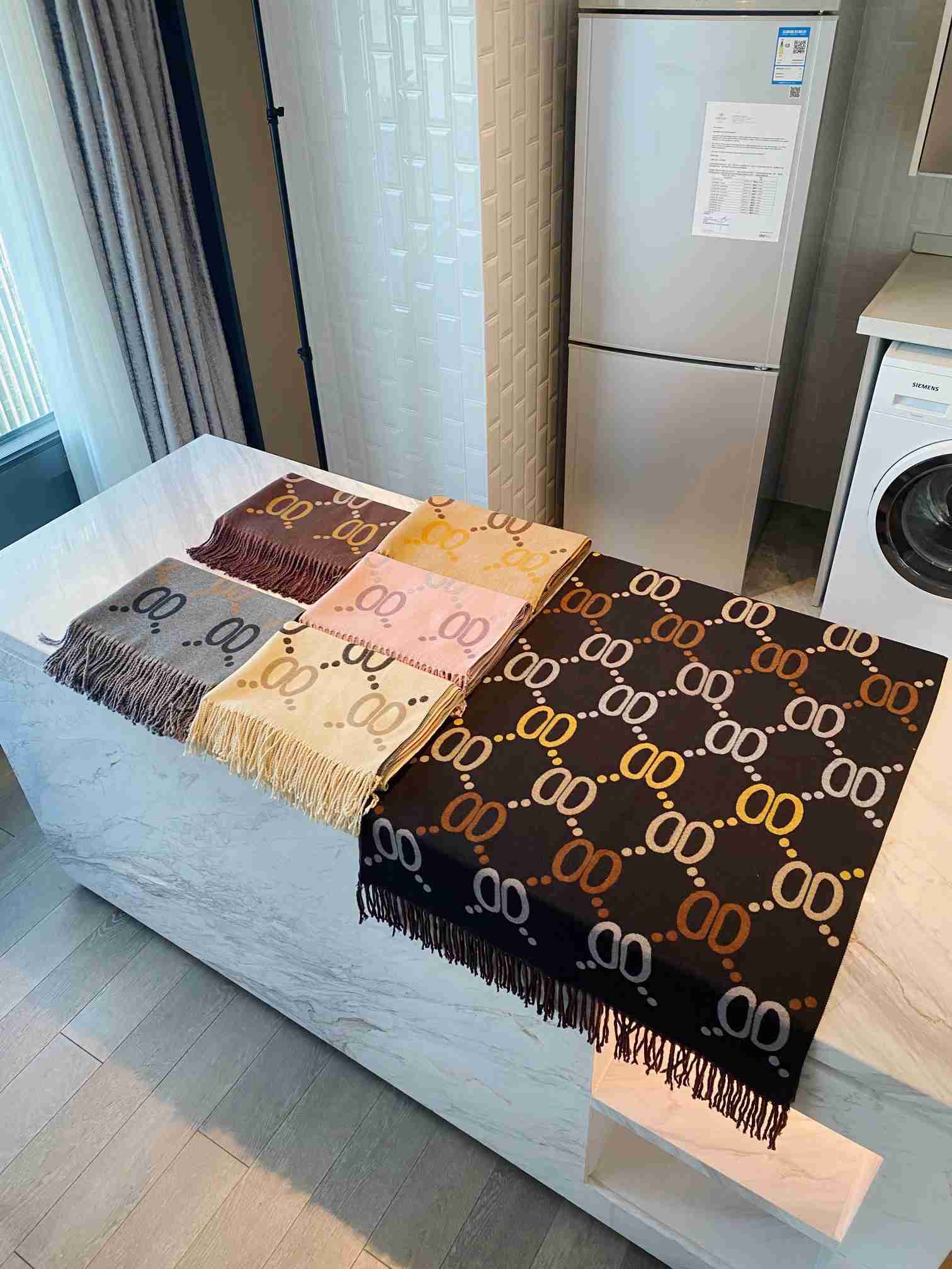 

Fashion cashmere scarf for men and women colorful autumn and winter outdoor warm long shawl bib design unique hot style
