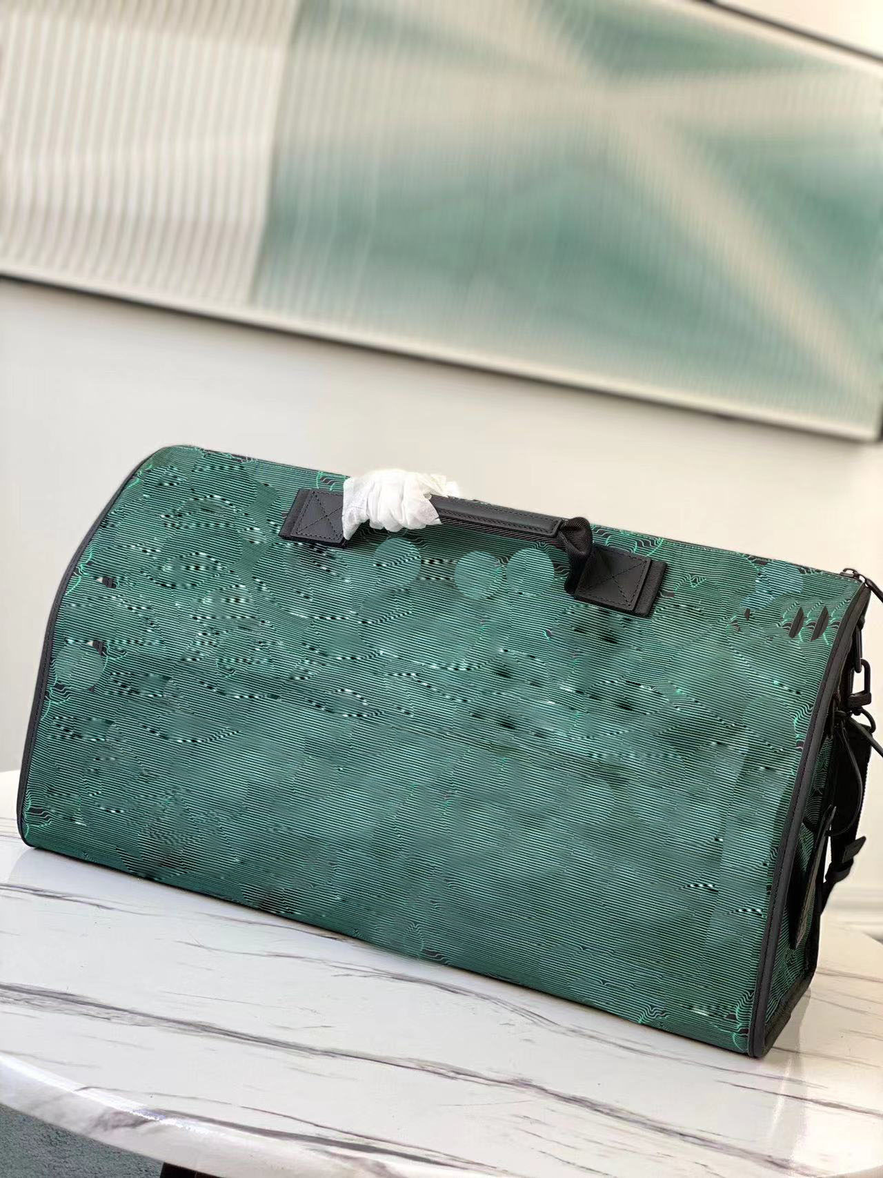 

Fashion 3D Printed Duffel Bag with Letter Print, Double-sided Travel Bag 50cm, Made of Polyester, Black