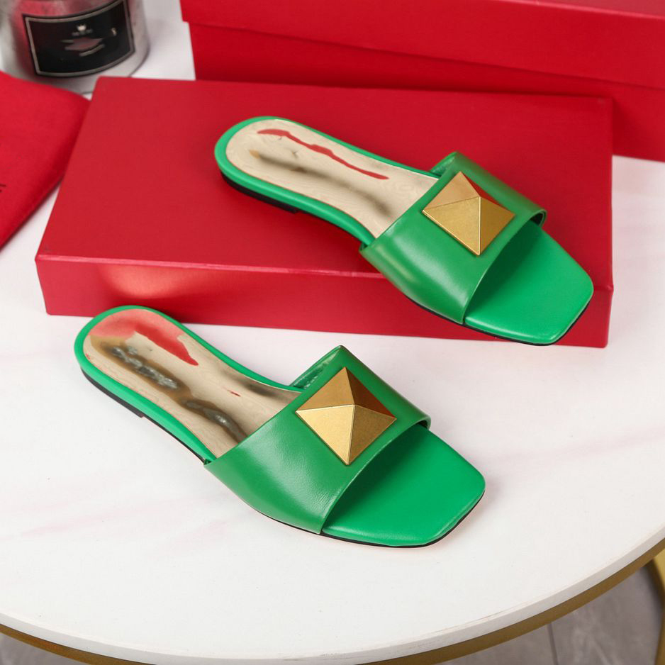 

Designer Slippers Women's Sandals Leather Slippers Platform Valentinoity Slide Rubber Sandal Summer Fashion Patform dfgxd