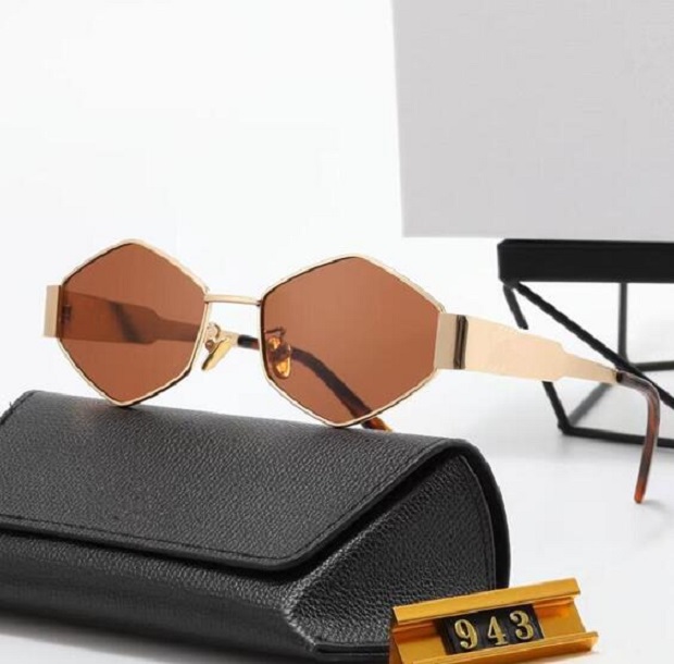 

Fashion Luxury designer sunglasses for women's men glasses same Sunglasses as Lisa Triomphe beach street photo small sunnies metal full frame with gift box