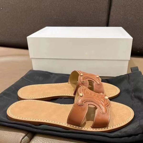 

Top Women Sandals Designer Embossing Slippers Fashion Casual calfskin Flat shoes Size 35-42 With box, Brown