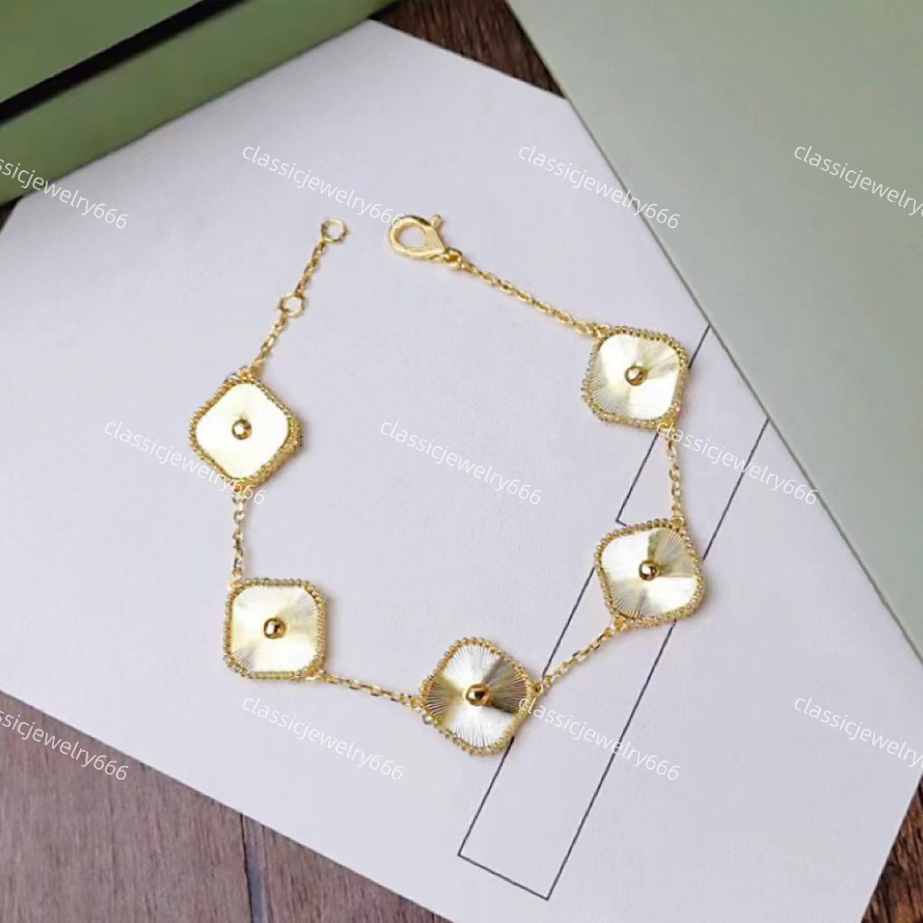 

Fashion designer earrings necklaces bracelet sets luxurious gold bracelets 18K branded clover jewelry holiday gifts 316 stainless steel factory