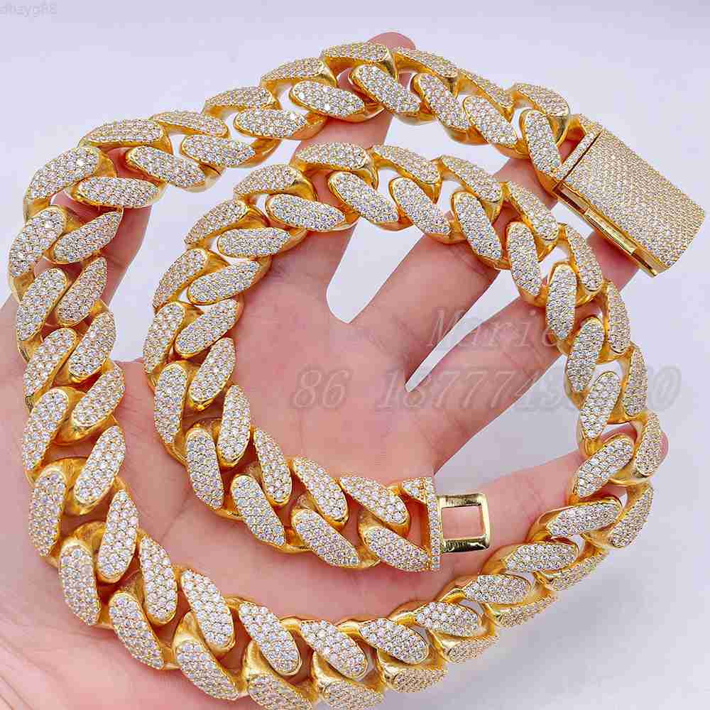 

Fashion Jewelry Silver Custom Necklace S925 with Vvs Moissanite Jewelry Luxury Cuban Bracelet Iced Out Cuban Chain 18mm