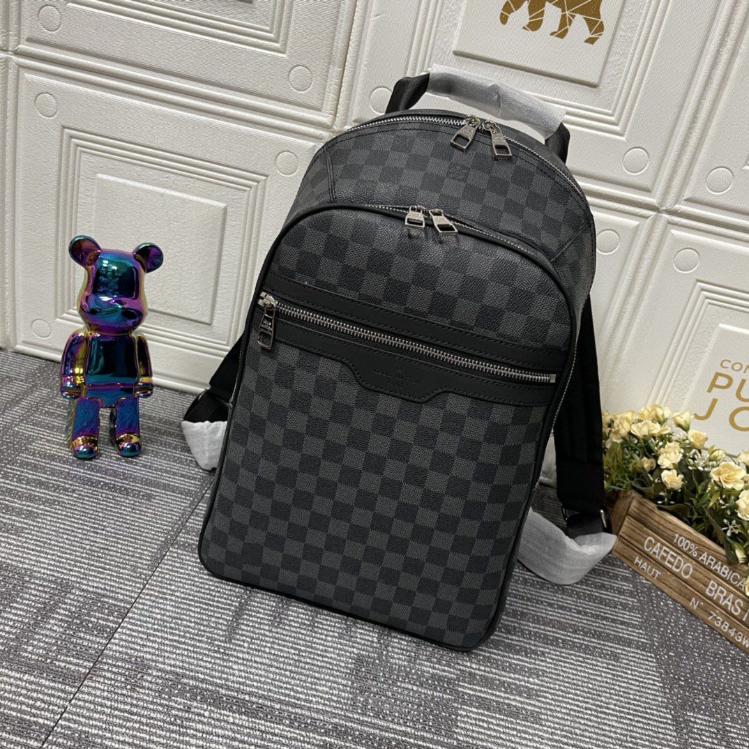 

5A Michael Graphite Mans Backpack Style Damier N58024 N41336 N45287 Felicie Multi Pochette M0nogram Leather Luxury Designer Mens, Black embossed