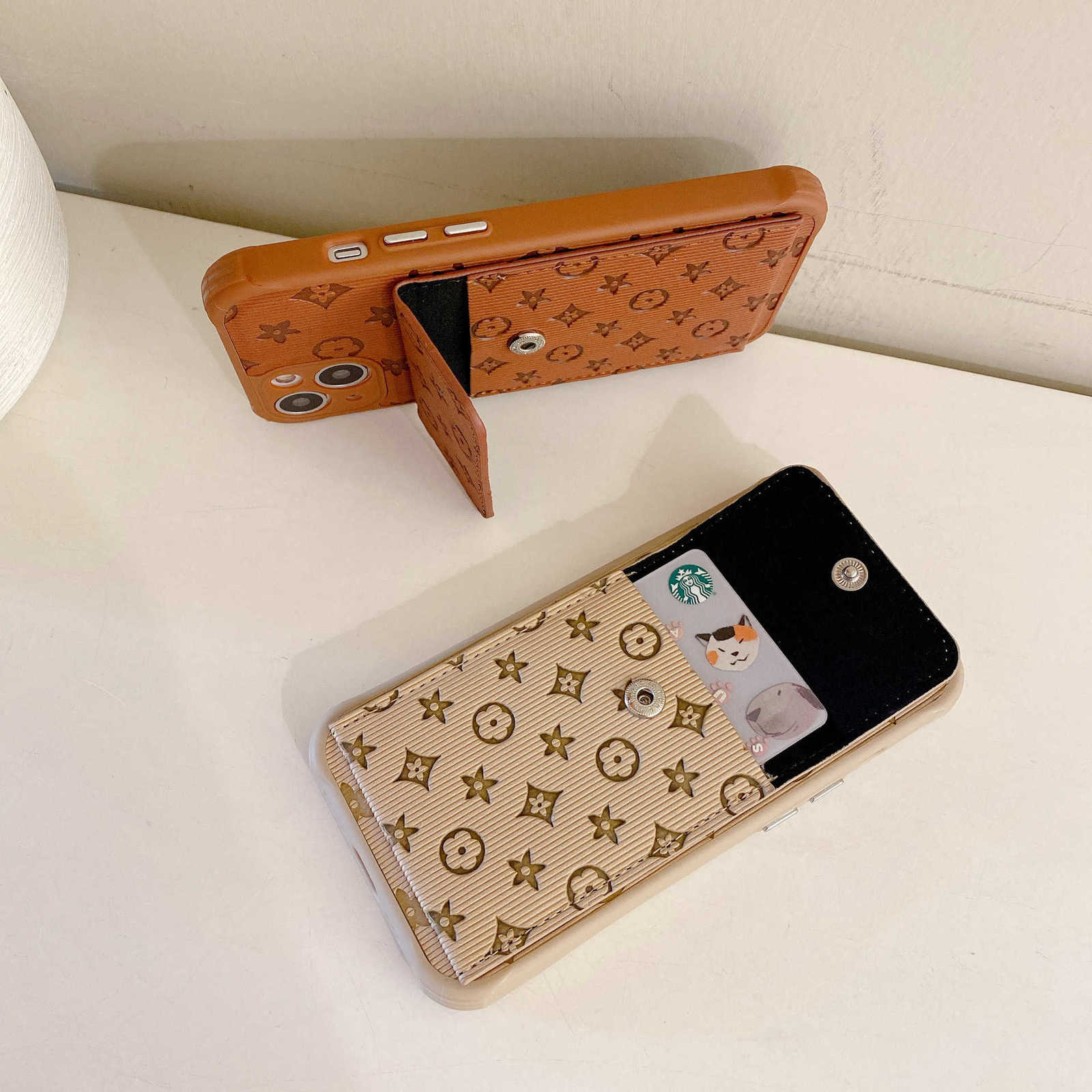 

Fashion Wallet Phone case for iPhone 14 15 13 Pro max 11 12 mini 7 8 plus x xs xr Designer Luxury Letter pu Card Pack Soft cases, Khaki