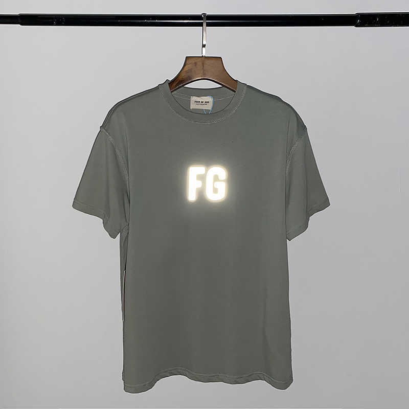 

ESS Tees T-Shirts Luxury Designer fashion clothing FOG Season 6 FEARs OF GOD FG Rich 3M Letter Reflective Olive Green Round Neck Reverse Design Short Sleeve