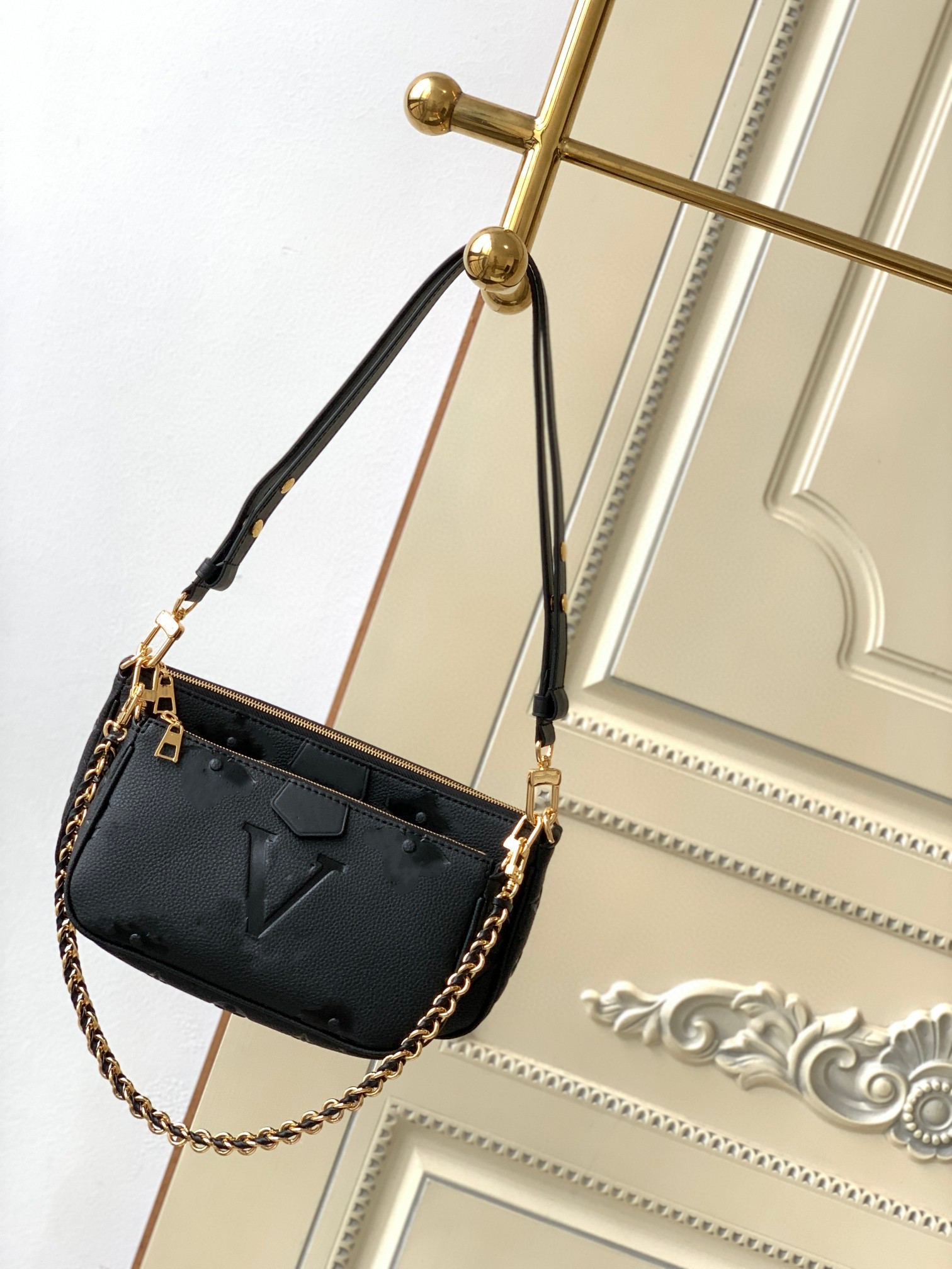 

Designer Shoulder Bag 1V Fashion classic 2-in-1 Handbag Crossbody Bag Embossed leopard print cowhide Zipper Original Hardware LOGO Accessories Messenger Bag, Made of artificial leather