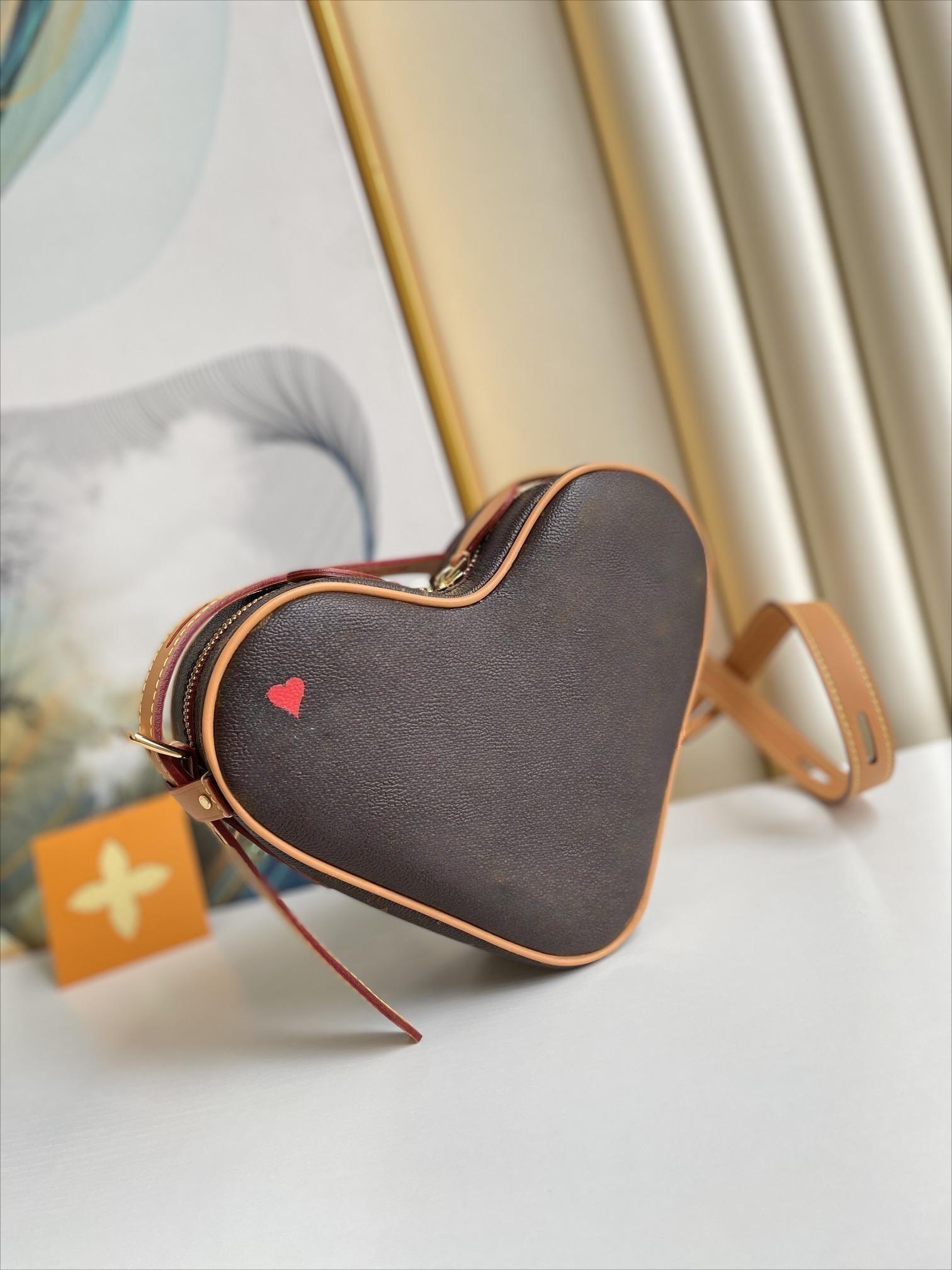 

5A Hobo Shoulder Bags Designer Red Love Heart Shaped Handbags Women Bag Luxury Mini Totes Handbag GAME ON COEUR Womens Leather Purses, Brown