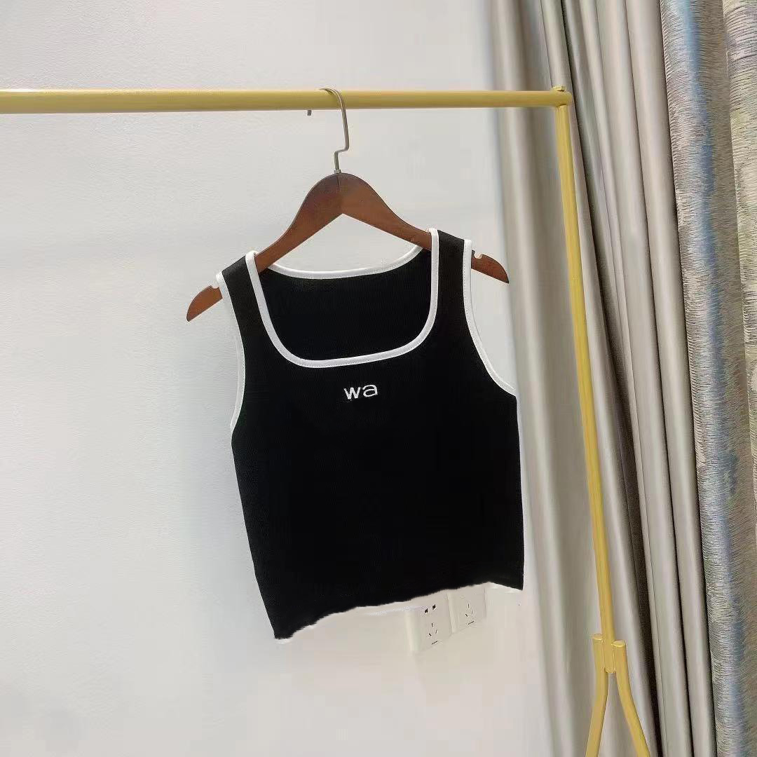 

kini Tops Designer Anagram-embroidered Cotton-blend Shorts Skirts Yoga Suit Two Piece Dress Bra Vest Ladies Solid Vintage T Shirt Femme B8HE