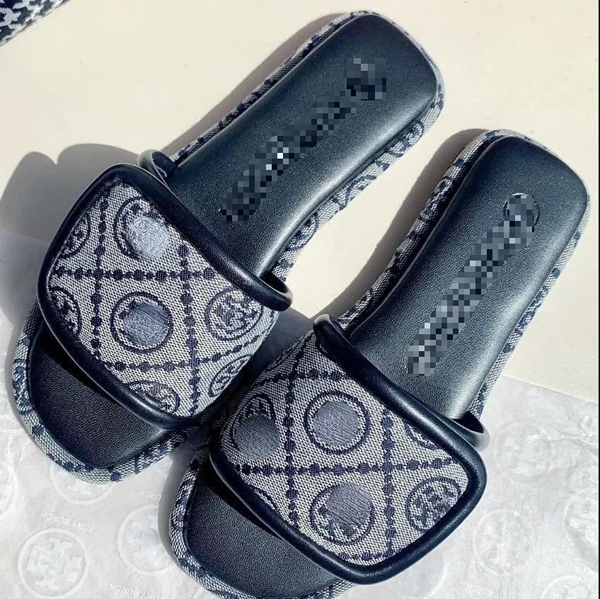 

Hot Summer Slippers Women's Sandals Summer Soft Bottom Fashion Shoes New Brands Designer Slide Rubber Flip-flops Flat Sandal Women tb Slippers size35-40