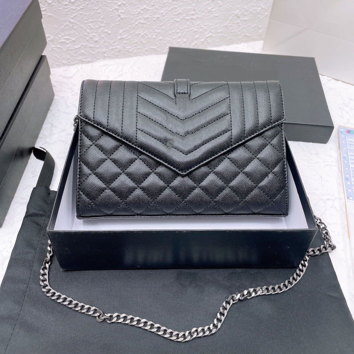 

Chain bag Women Shoulder bag ENVELOPE crossbody bag Female Leather Purse