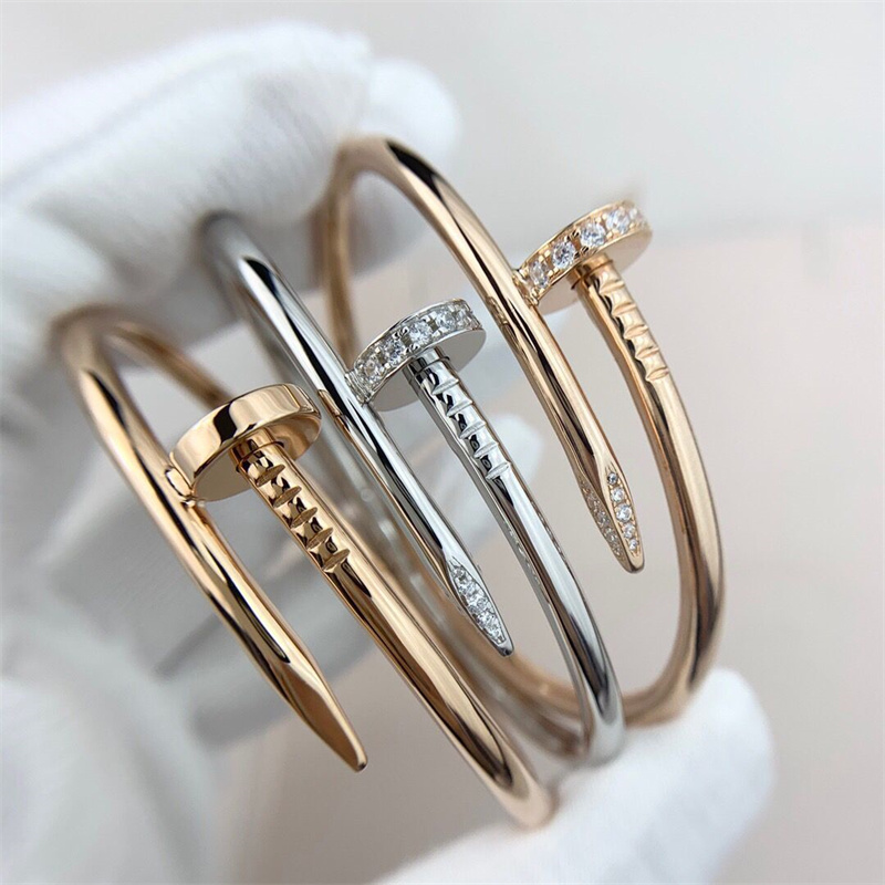 

bracelets designer for women Cuffs bracelet designer bracelet jewelry Unisex charm bracelet 4 color bracelets Nail Bracelet Christmas Gift designer jewelry