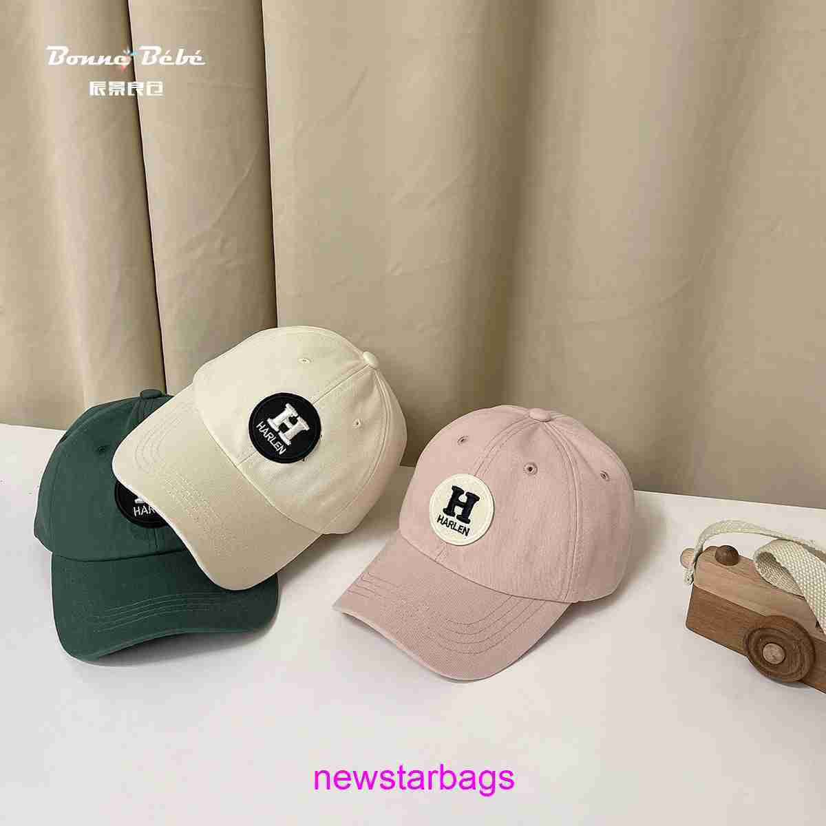 

Original edition Designer Herms Hat for sale Korean children's hat simple letter H embroidered round label cap casual versatile sunshade baby baseball, H letter rose