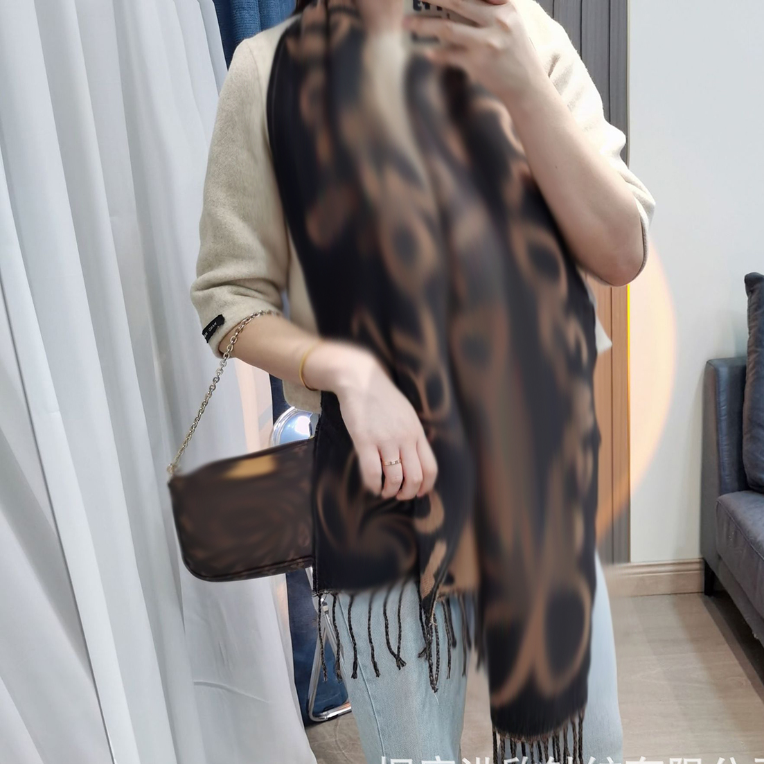 

Designer Scarf warm Scarfs Classic Old Flower Graffiti Letter Double sided womens mens Scarf
