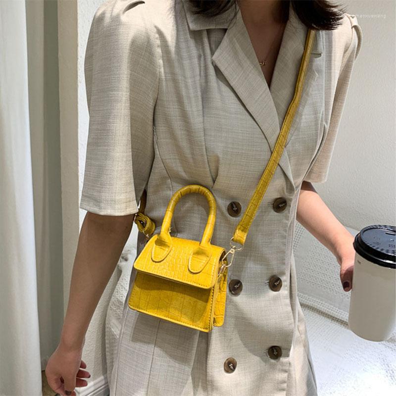 

Evening Bags 2023 Mini Tote Bag Crocodile Pattern Flip Messenger Crossbody Female Simple Shoulder Small Square Lady Handbag, Black