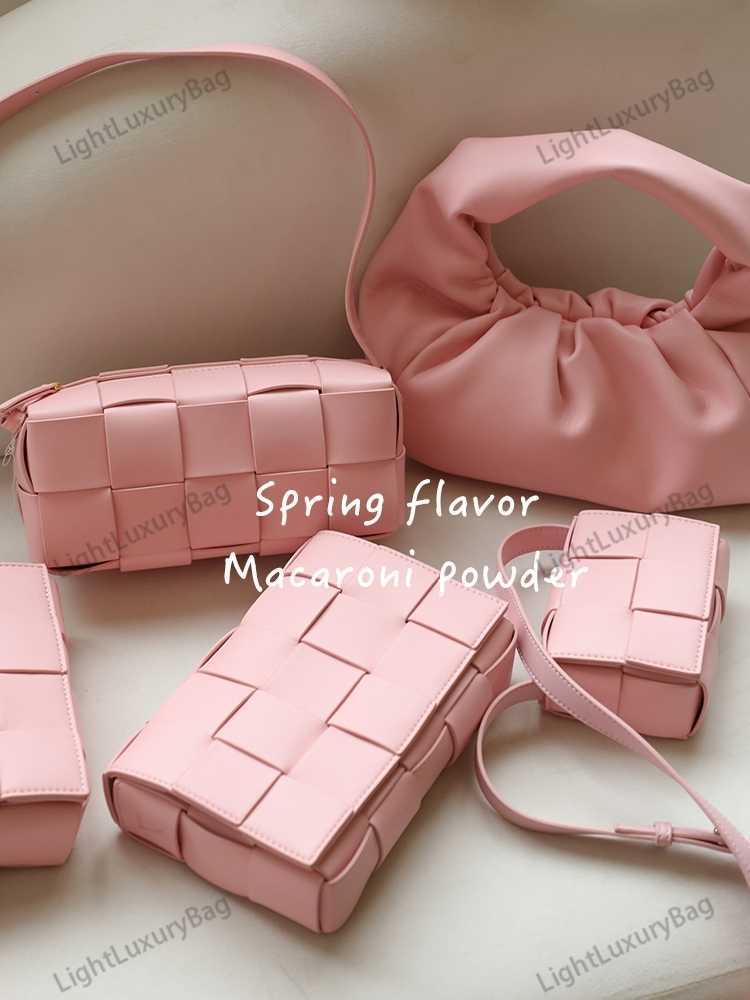 

Light Pink Leather Woven Brands Knotted Bag Handbag High Quality Shoulder Bag Fashion Waist Bag Mini Lipstick Bag