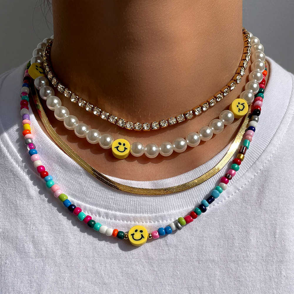 

Pendant Necklaces Bohemia Multilayer Smiley Pearl Rainbow Beaded Choker Necklace For Women Acrylic Fruit Heart Beads Chain Necklaces Beach Jewelry Z0417