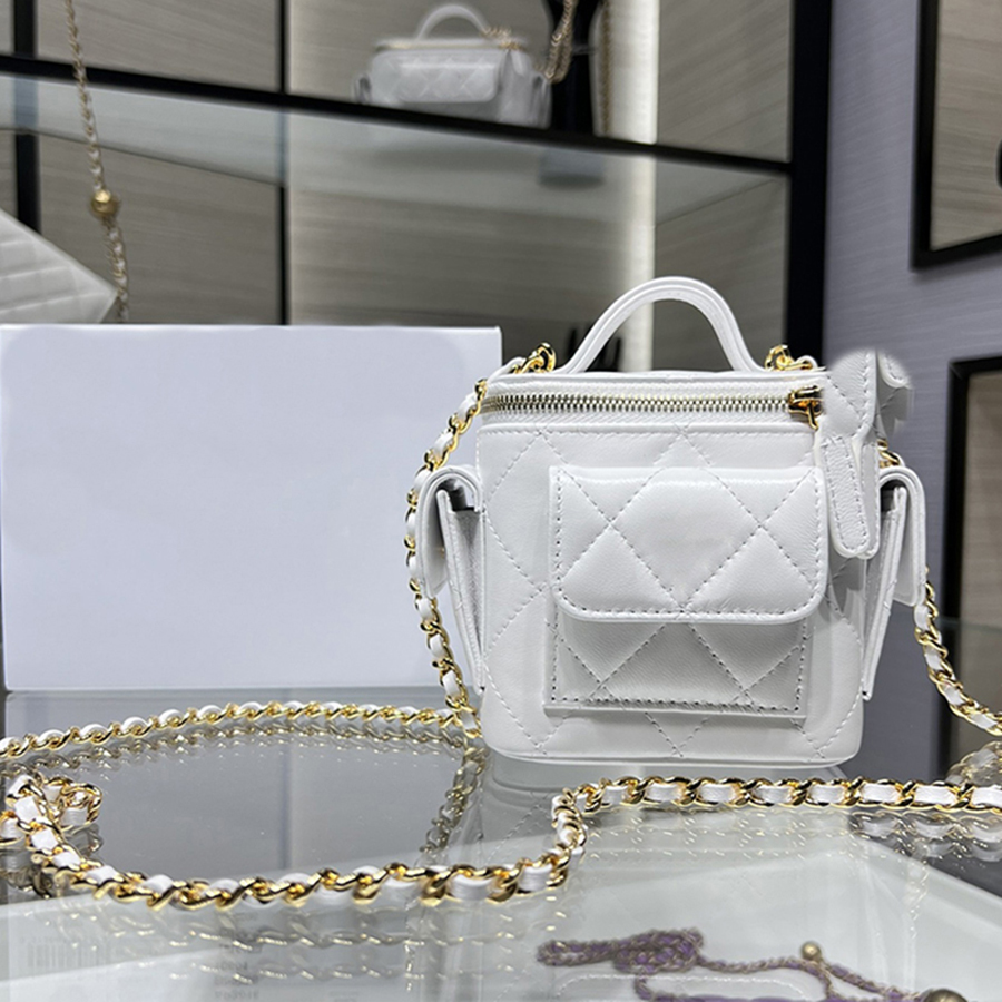 

Designer Shoulder Bags Luxury Cosmetic Bags 1:1 Quality Lambskin Crossbody Bag 11CM With Box MC202