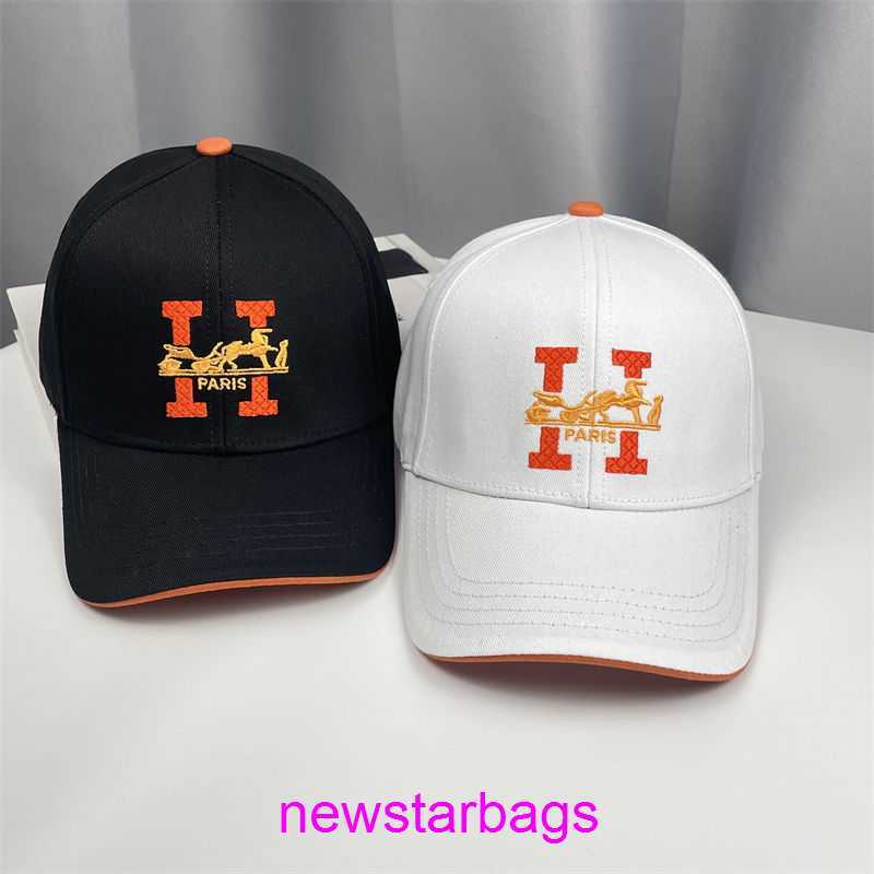 

Original edition Designer Herms Hat for sale 23 Year New Embroidered Letter H Luxury Fashion baseball cap Men and Women Hard Top Couples Good Hats, Black4