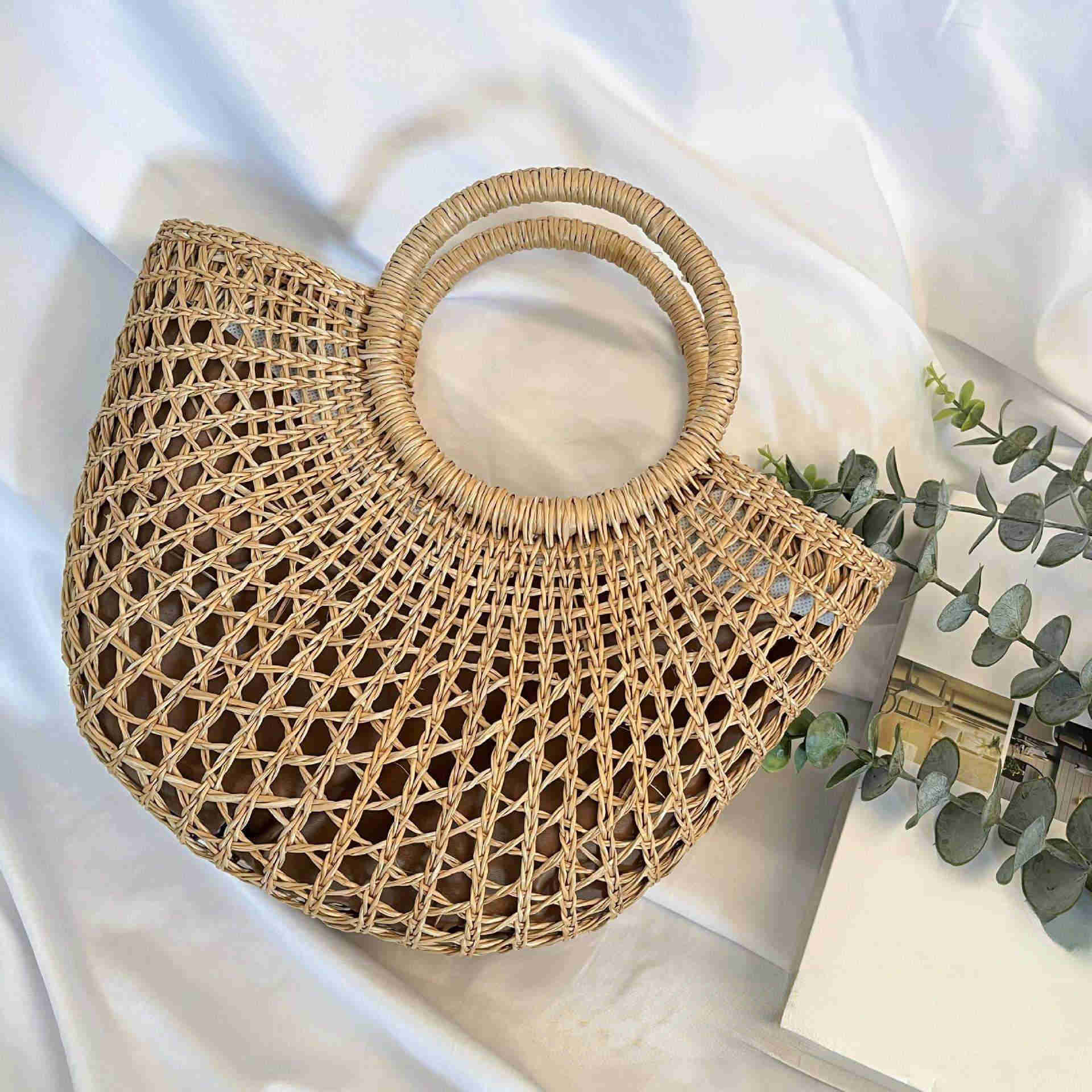 

beach Tote Bag Semicircle Straw Bag Hand Woven Rattan Crescent Bag Handbag 230301, Cut-out lining