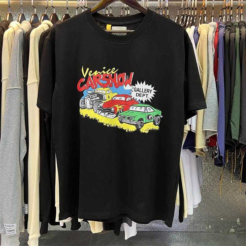 

Fashion Designer Clothing Galleryes Depts Tees Tshirt Auto Story Cartoon Classic Car Print Fashion Popular Men's Women's Loose Short Sleeve T-shirt Hip hop Streetwear, Black