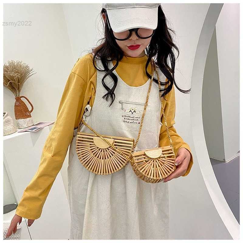 

Evening Bags Fashion Half Moon Wooden Shoulder Crossbody Bags for Women Bamboo Woven Summer Beach Straw Bag Rattan Small Phone Purse Mini Sac, Beige
