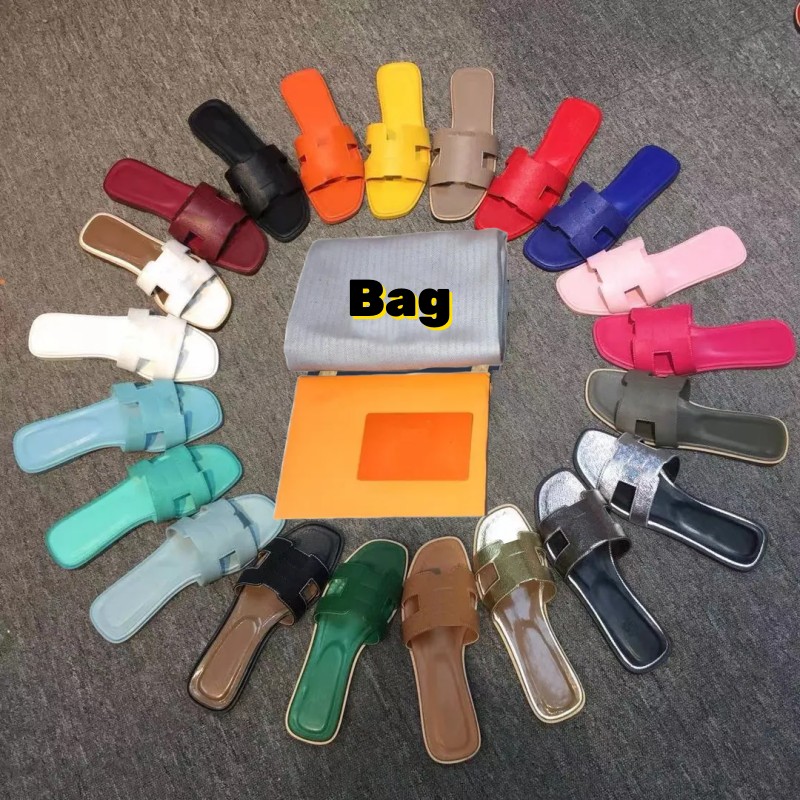 

Beach slippers Classic Flat heel Summer Genuine Leather Fashion Shoes Ladies slipper Beach Flat heel Flip Flops with dustbag size 34-43