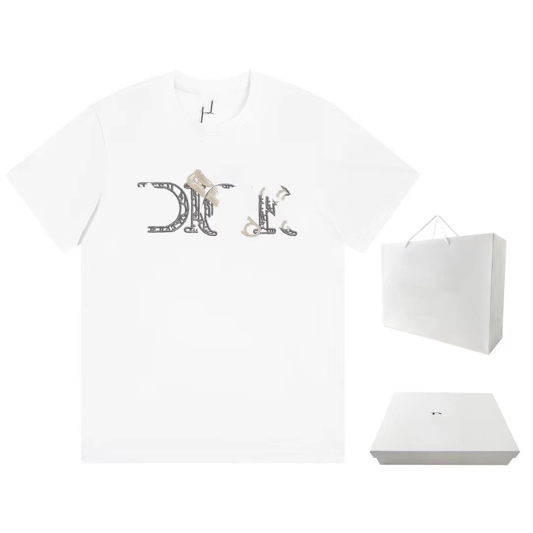 

Me's T shirt Brand Designer Europe and America Summer CD Chest Pin Letter Embroidered Short Sleeve T shirt Casual Versatile Men's and Women's Half Sleeve Gift Box