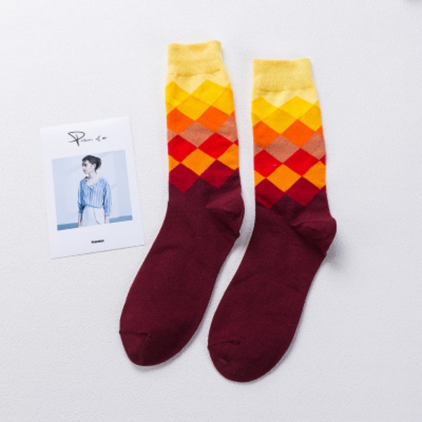 

2023 British Style Fashion Hot Elegant Plaid Gradient Color Men Sock Free Size 10 Colors Male Women Fashion Sock Wholesale A4