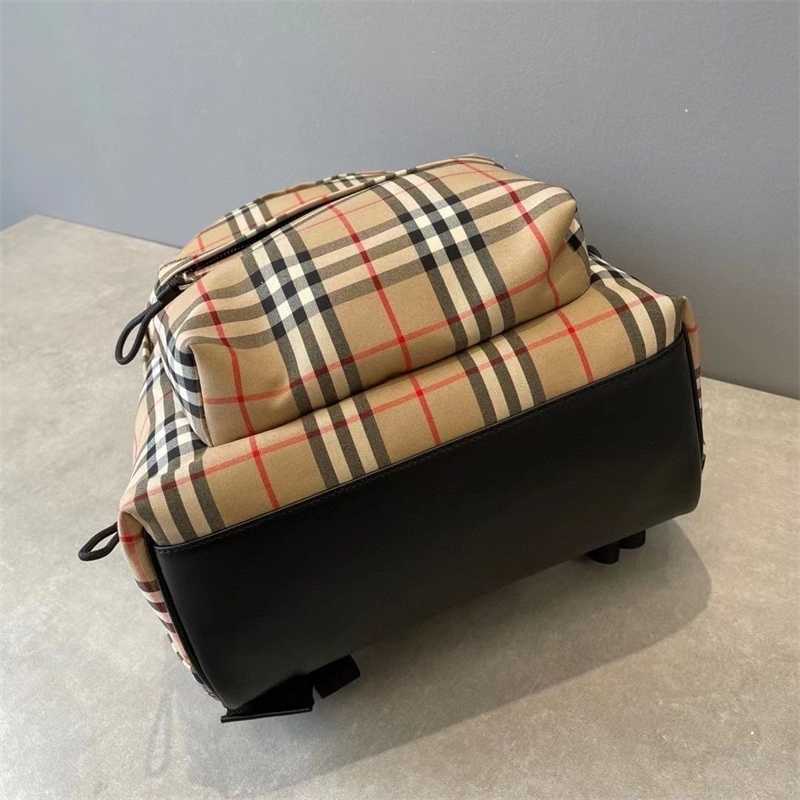 

Burberr Bags 2023 New Plaid Mid Ancient Backpack for Men and Women British Style High end Thin Trendy Versatile and Fashionable
