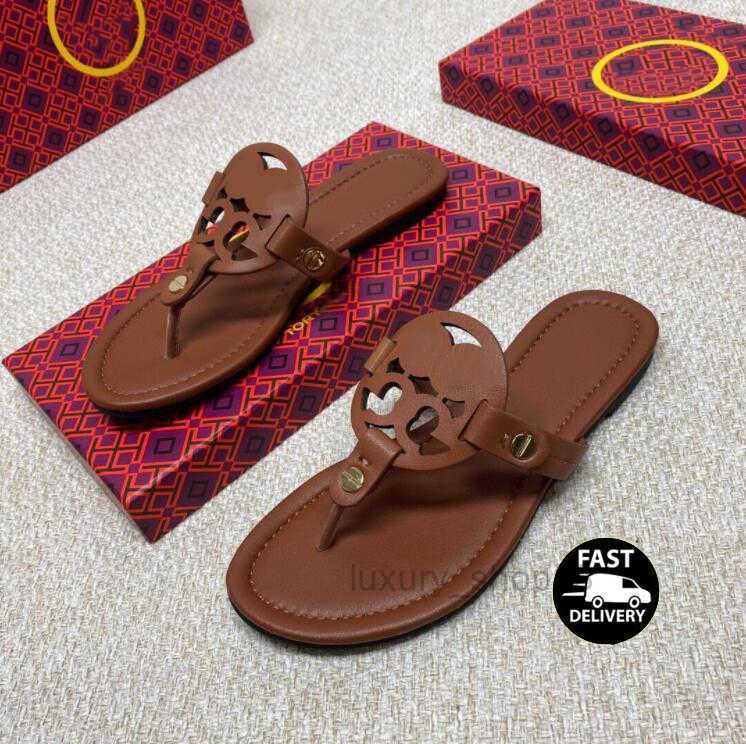 

Brand Designer Sandals Slippers Tories Slippers Flip Flops Beach Shoes Pool Slippers Women's Cutout Pattern Flats Low Heels Fashion Luxury Rubber, 19*