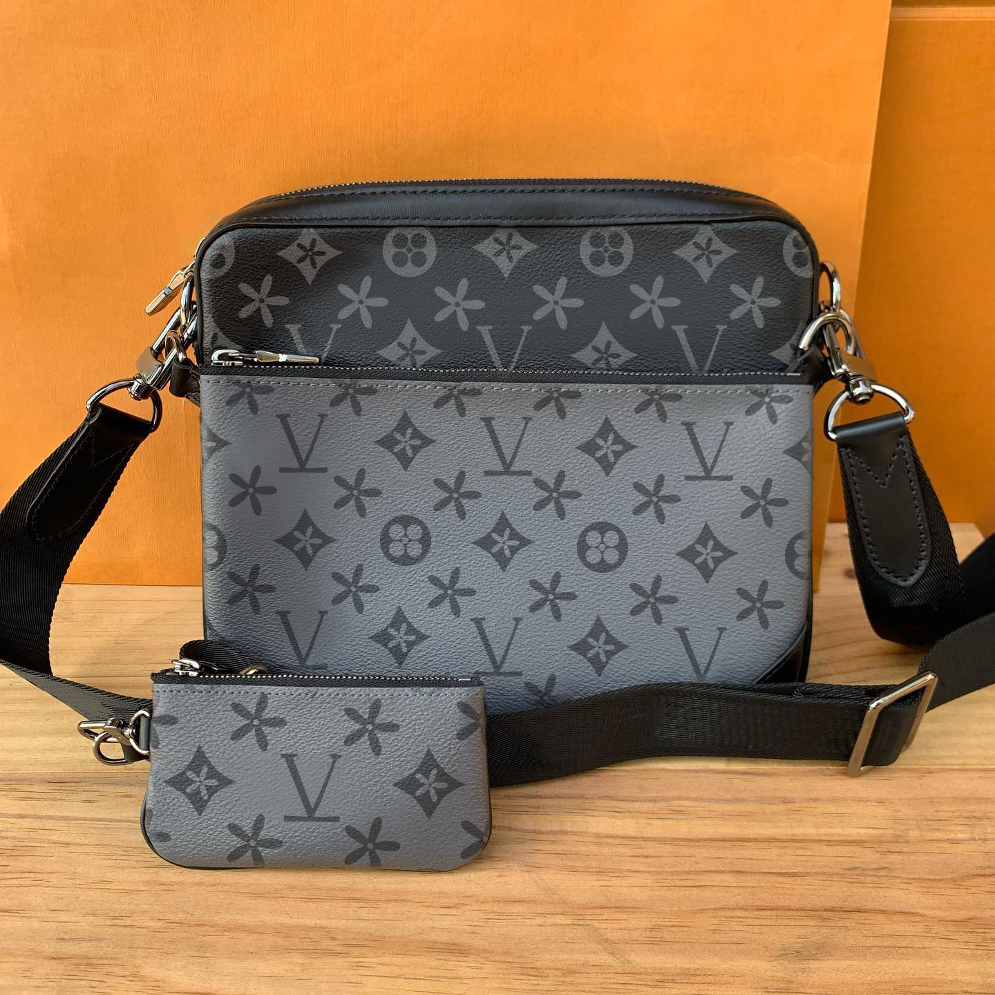

7a quality M30830 M69443 designer bag Man trio outdoor sports the tote bag Womens crossbody Luxury handbag Shoulde bags louvis Genuine leather Shopping clutch Bags, 2-mon0gram eclipse