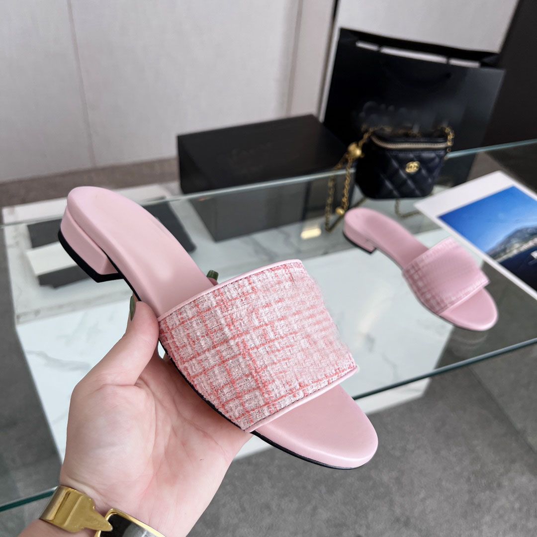 

Women Tweed Leather Straw Woven Slides Sandals Slip On Wedge Flats Fashion Beach Mule Brand Flip Flops Casual Slides Shoes Platform Chain Rubber Slider Size 35-41, Colour 6