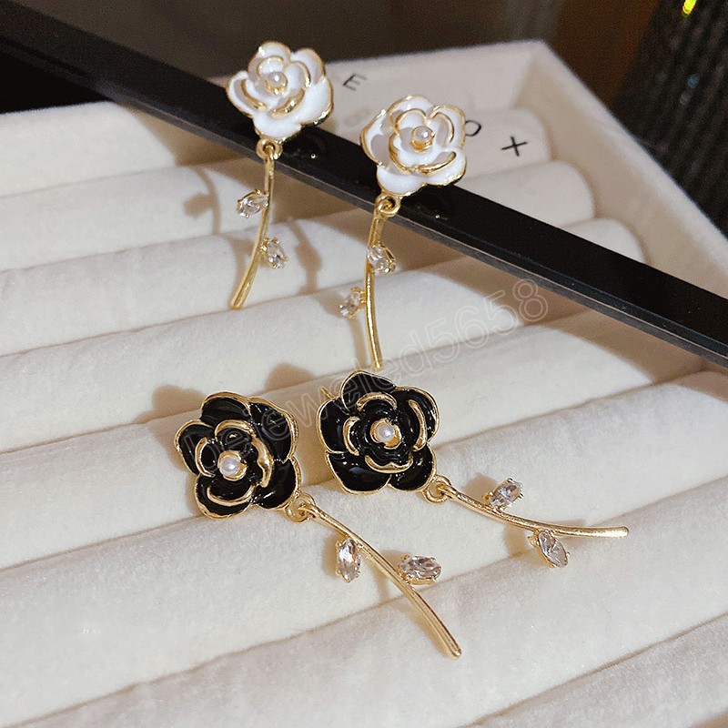 

Luxury Flower Stud Earrings Elegant Imitation Pearl Crystal Pendant Earrings for Women Girls Wedding jewelry