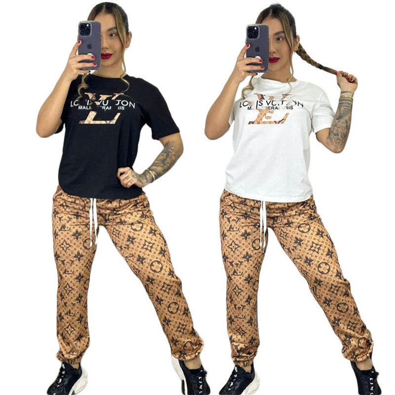 

2023 Brand Designer Women Letter Tracksuits Summer Casual Two Piece Set Short Sleeve T-Shirt Pants Fashion Sports Suit Crew Neck Outfits Pullover Jogging Suit 9547, White