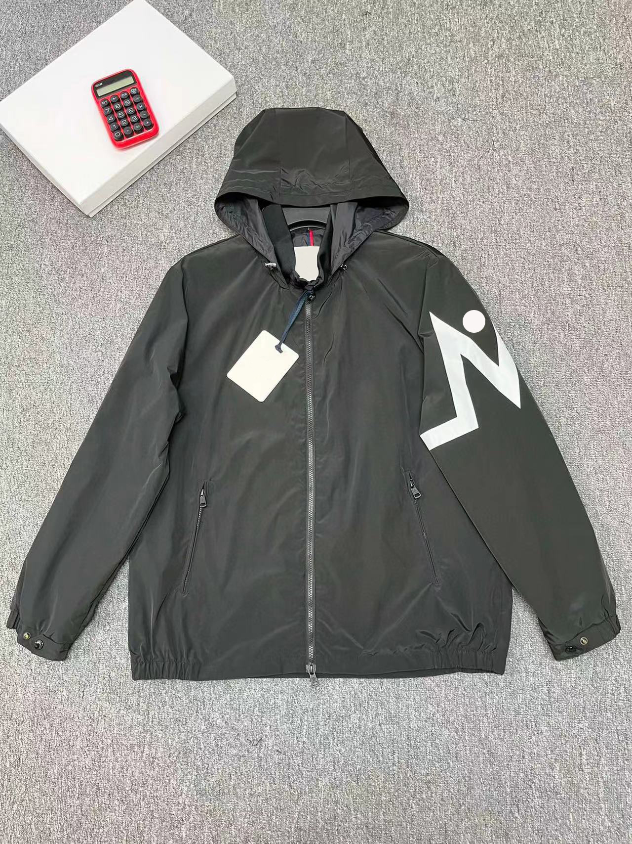 

Designer Womens Jackets for men London coat 2022 trapstar winterjacke Embroidered Down baseball mens windbreaker Jacket 0LS7, Black (have nfc)