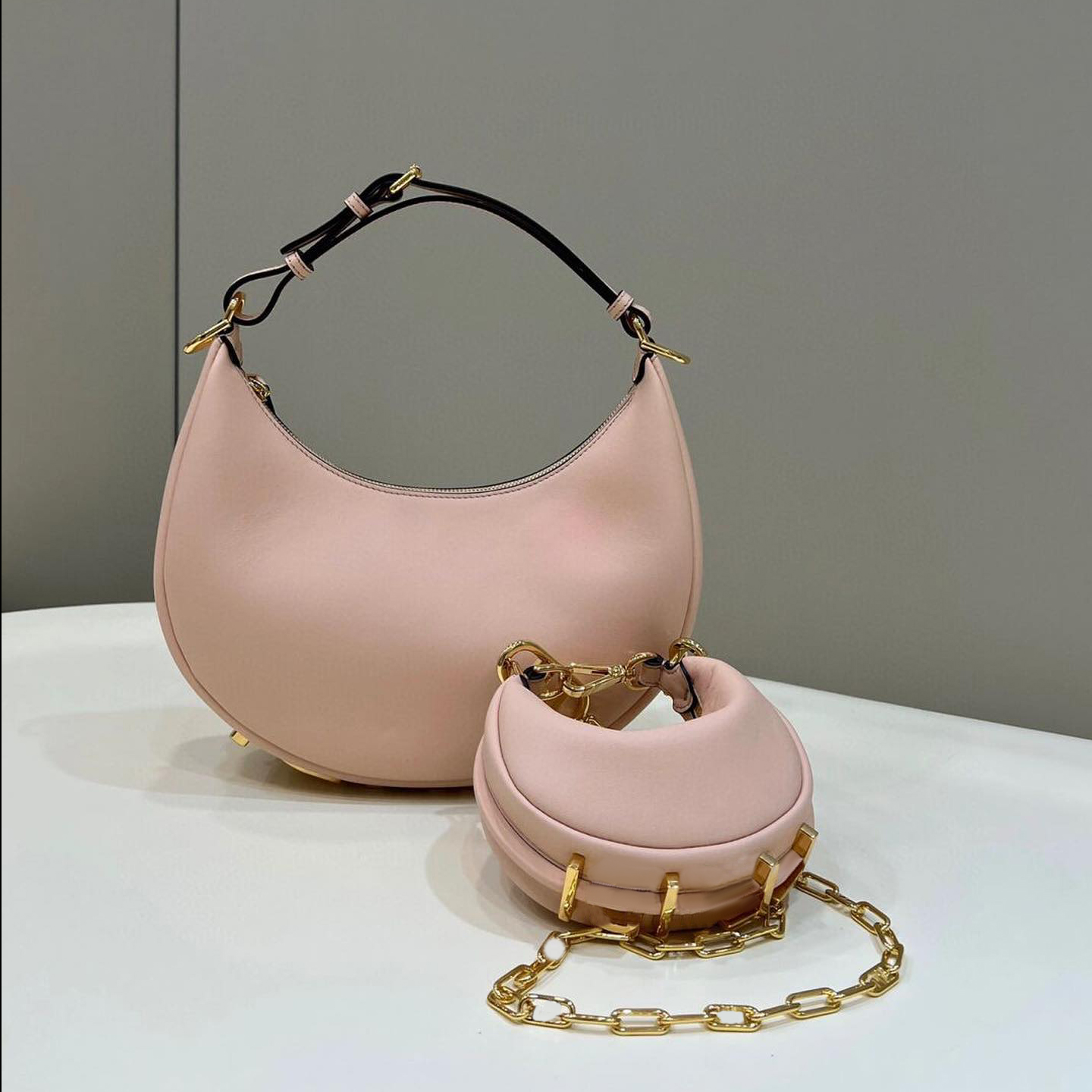 

7a quality designer bag graphy half moon bags Luxury fend womens shopping mini pochette mens the tote bag Cleo handbags Leathe straps crossBody clutch shoulder Bags, Pink