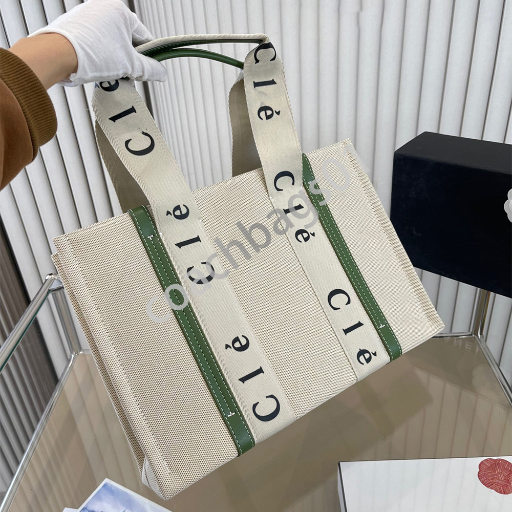 

hot selling Beach Bags Woody tote classic large capacity handbag Popularity designer shoulder bag summer collocation preferred bag, Brown27cm