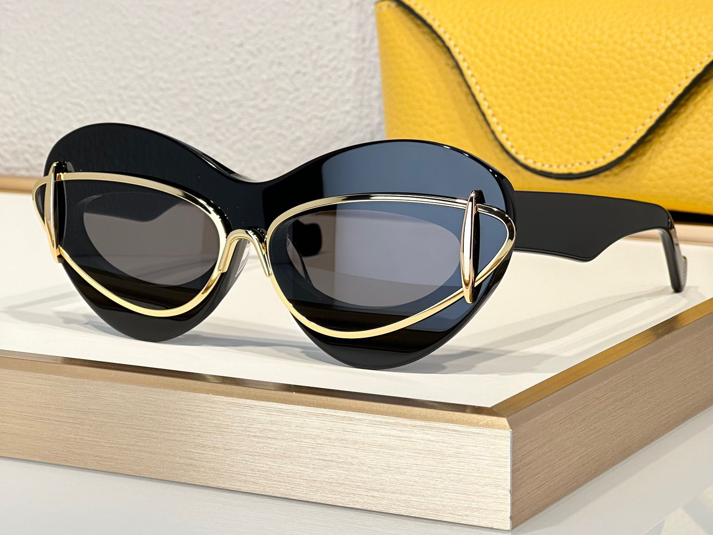 Fashion designer 40119 sunglasses for women acetate metal double frame cat eye glasses summer avant-garde personality style top quality Anti-Ultraviolet with case 