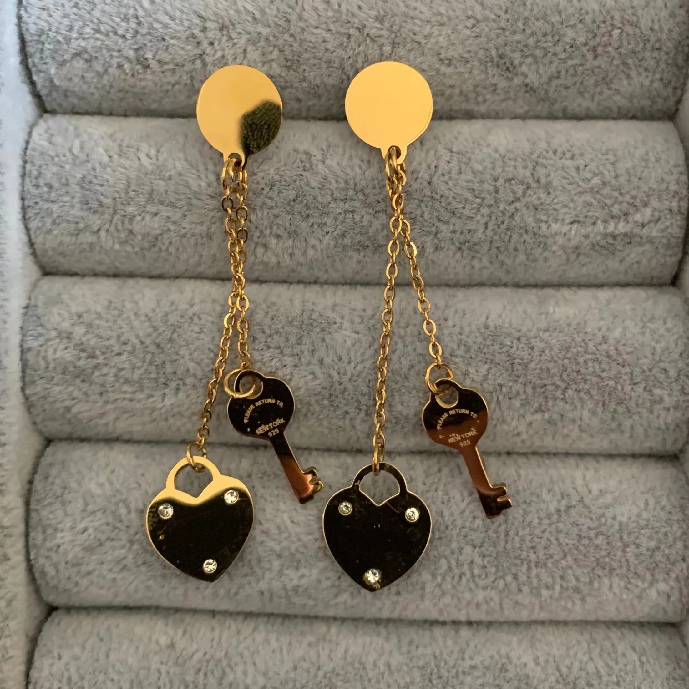 

Original designer branded long large T heart stud 316L Stainless Steel 18k Gold silver rose women letter logo engrave tassel love earrings girls wedding jewelry