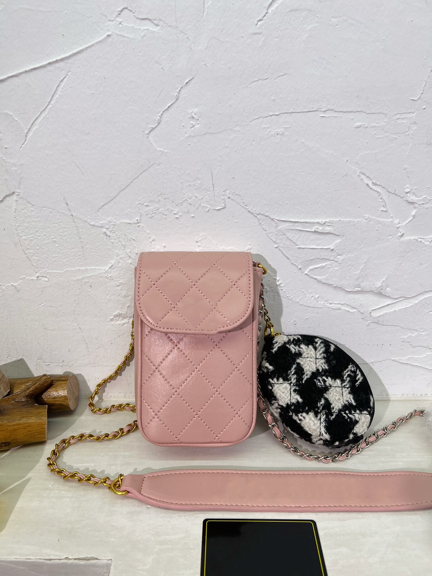

Luxury mobile phone bag free gift goose egg coin purse women's single shoulder crossbody bag brand retro card bag classic designer bag, Customize