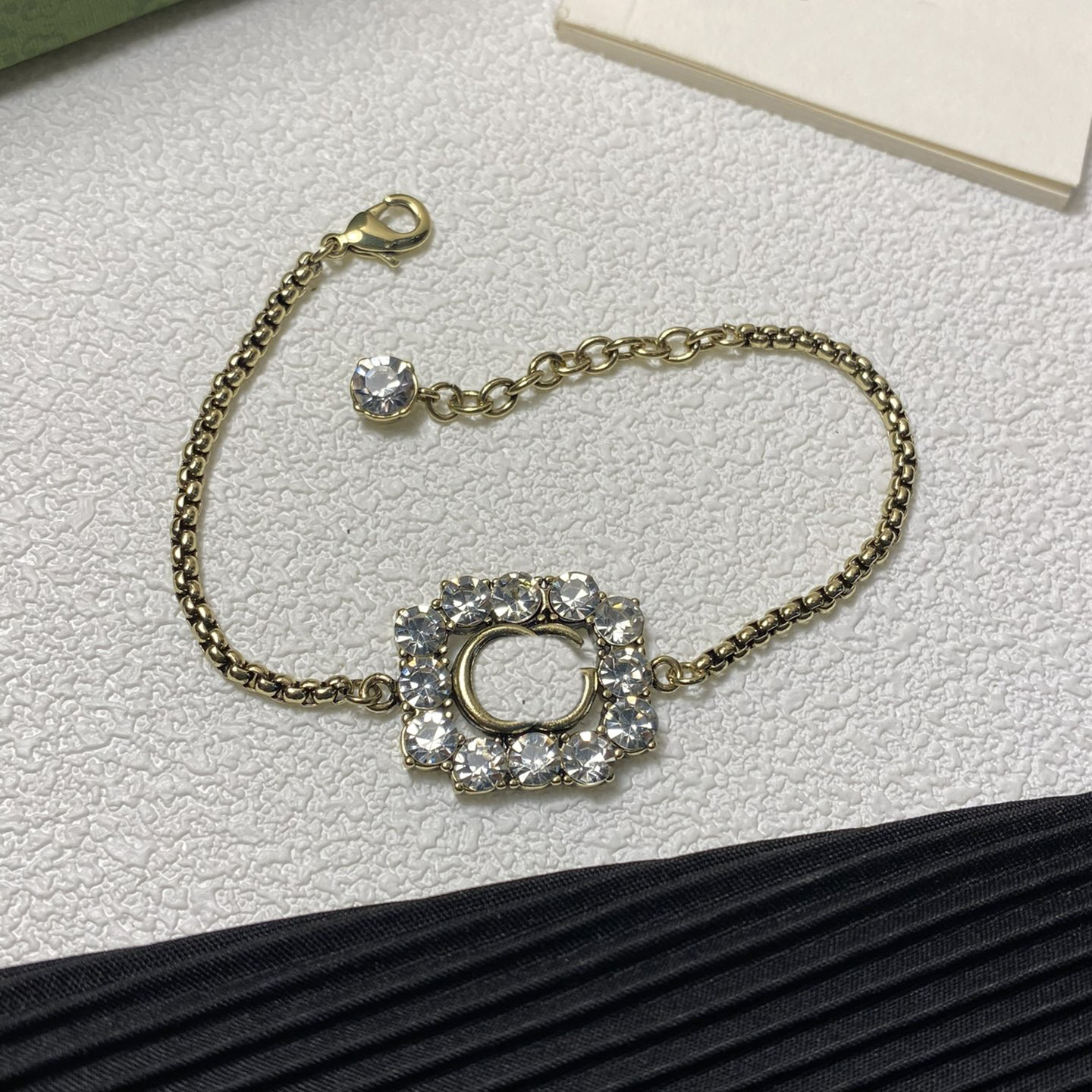 

Women Brand Letter Bangle Link Chain 18K Gold Plated Wristband Cuff Stainless Steel Crystal Chains Designer Wedding Jewelry L127