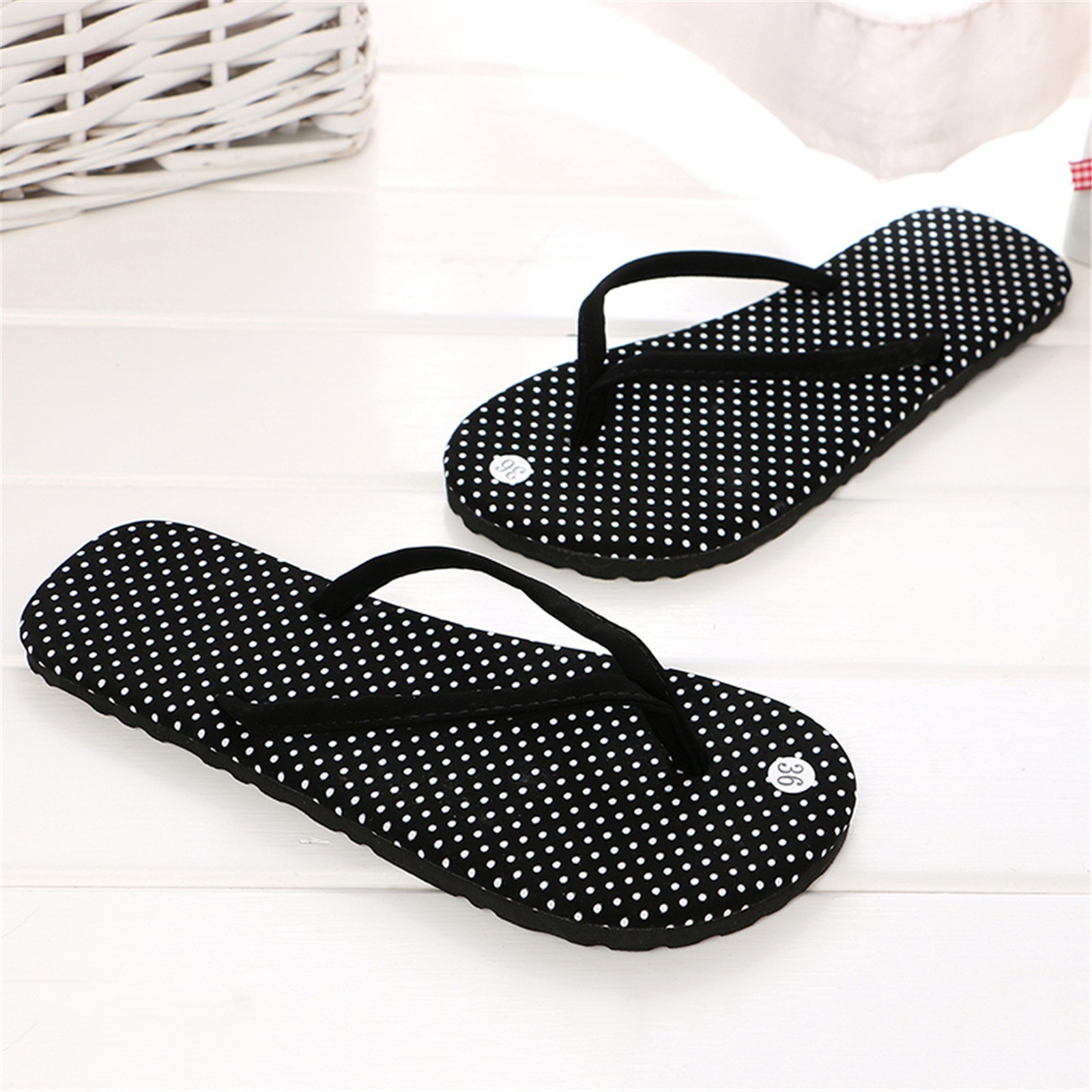 

Slippers Leopard Print Flip Flop Summer Highquality Beach Female Sandals Nonslip Casual Flat Polkadot Slide 230419, Black