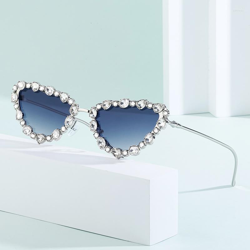 

Sunglasses Vintage CatEye Steampunk Eyewear Women Luxury Diamond Sun Glasses Metal UV400 Lentes De Sol Mujer