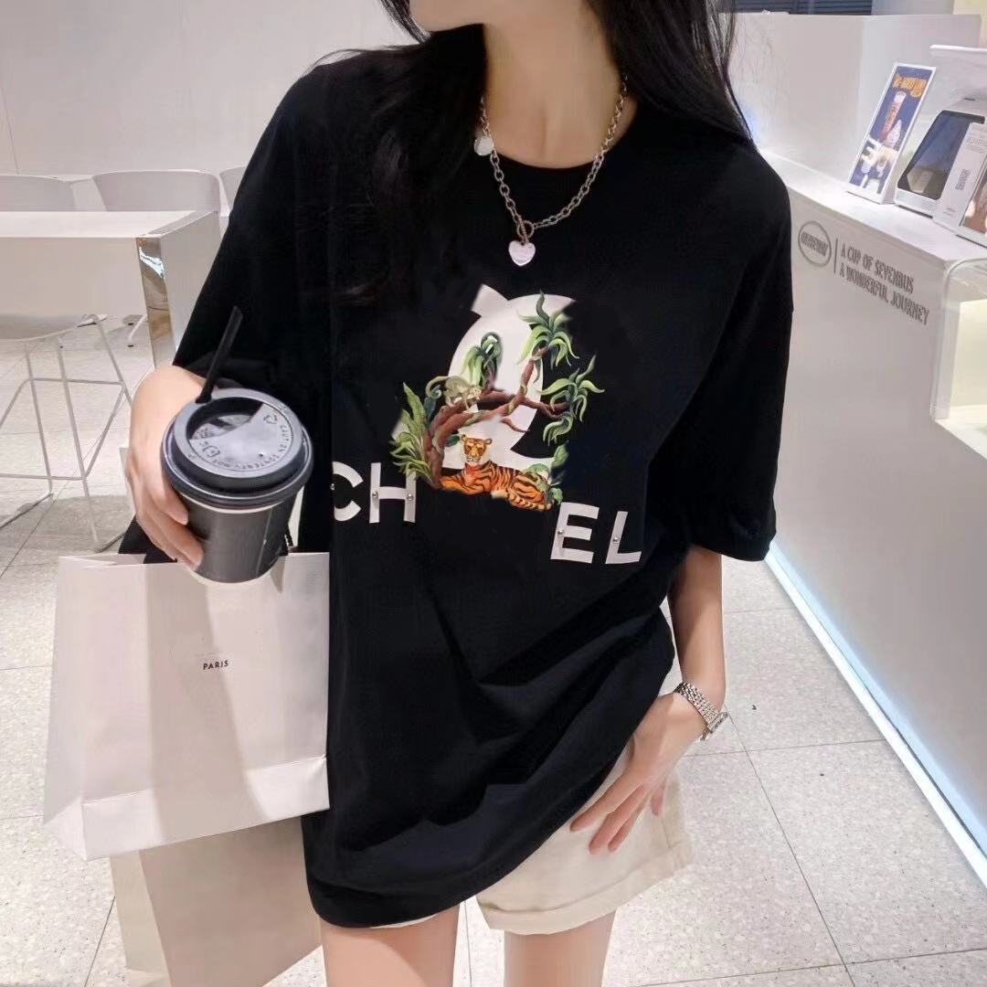 

Summer T Mens Womens Designers T-shirts Loose Tees Tops Man Women Casual Shirt Luxurys Clothing Streetwear Shorts Sleeve Plus Tshirts Over Size xl 2XL 3xl 4xl 4HWD