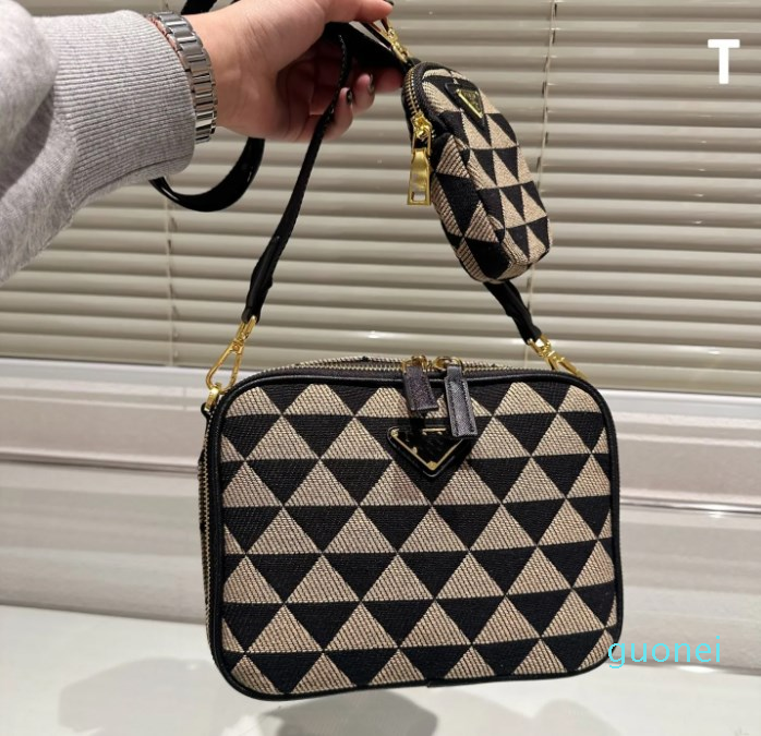 

Nylon Designer Shoulder Bag Purse Luxury triangle Handbag Crossbody Bag Symbole jacquard Women Men Backpack Wallet Messenger Phone Camera, Black