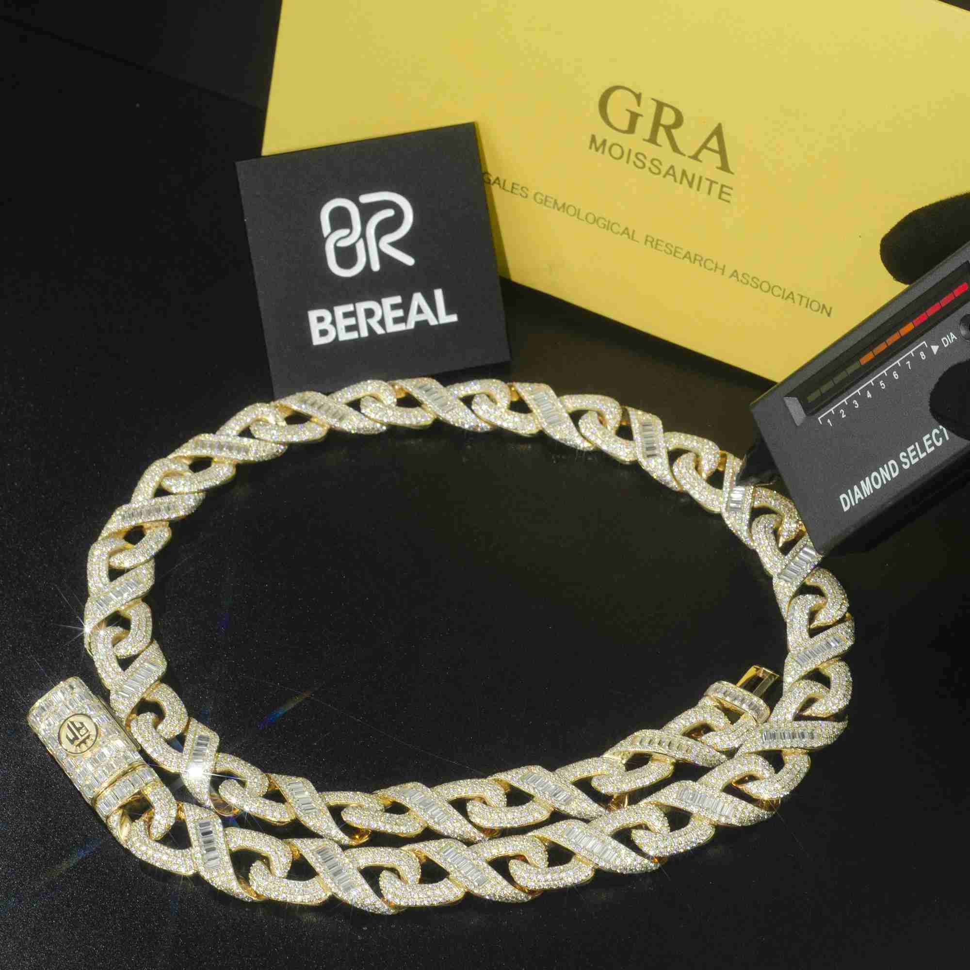 

New Design Vvs Moissanite Diamond Necklace for Men Mixed Inlaid 18k Gold Iced Out Baguette Cuban Link Chain