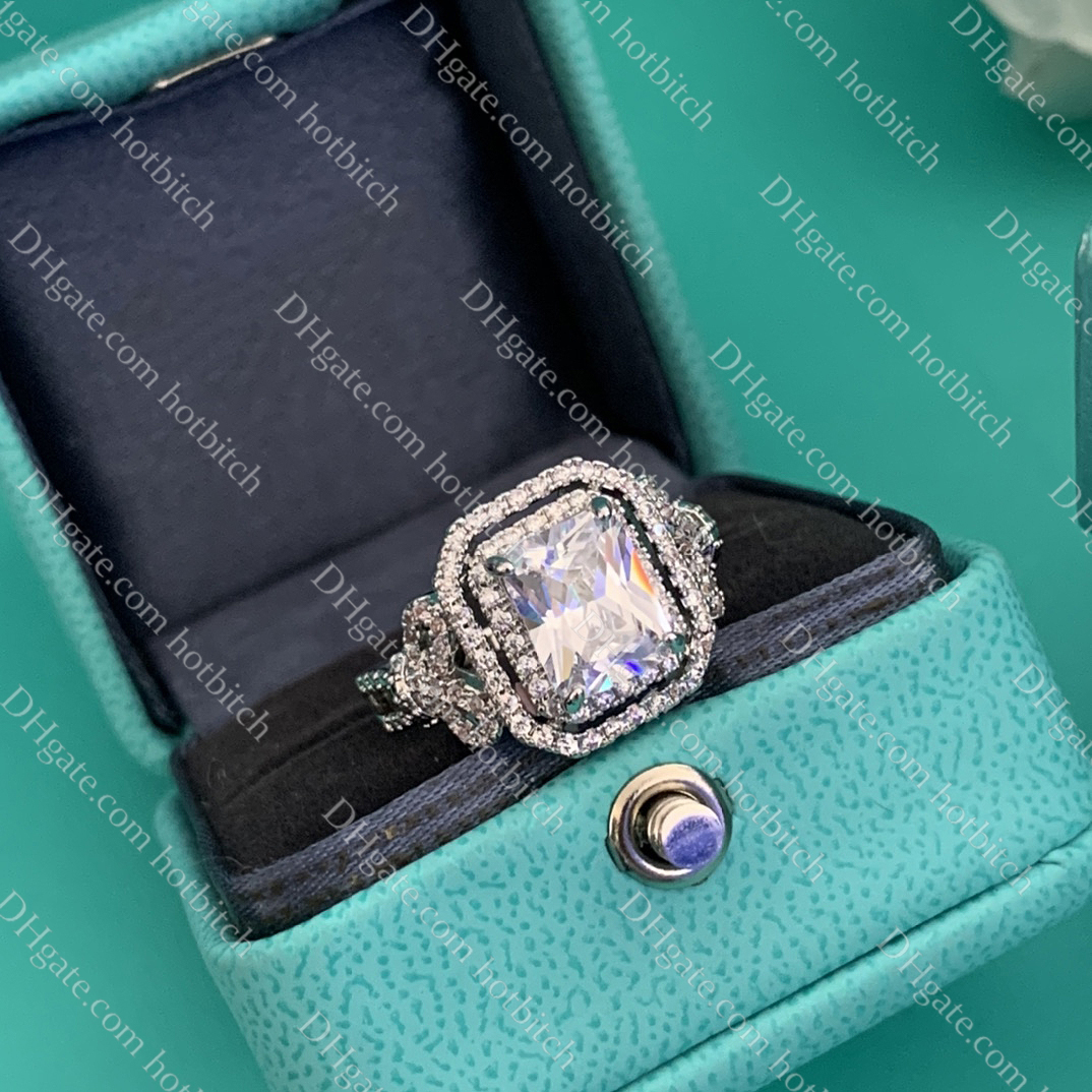 

Luxury Square Diamond Ring Designer Sterling Silver Rings for Women Classics Wedding Band Rings Fashion Lady Jewelry