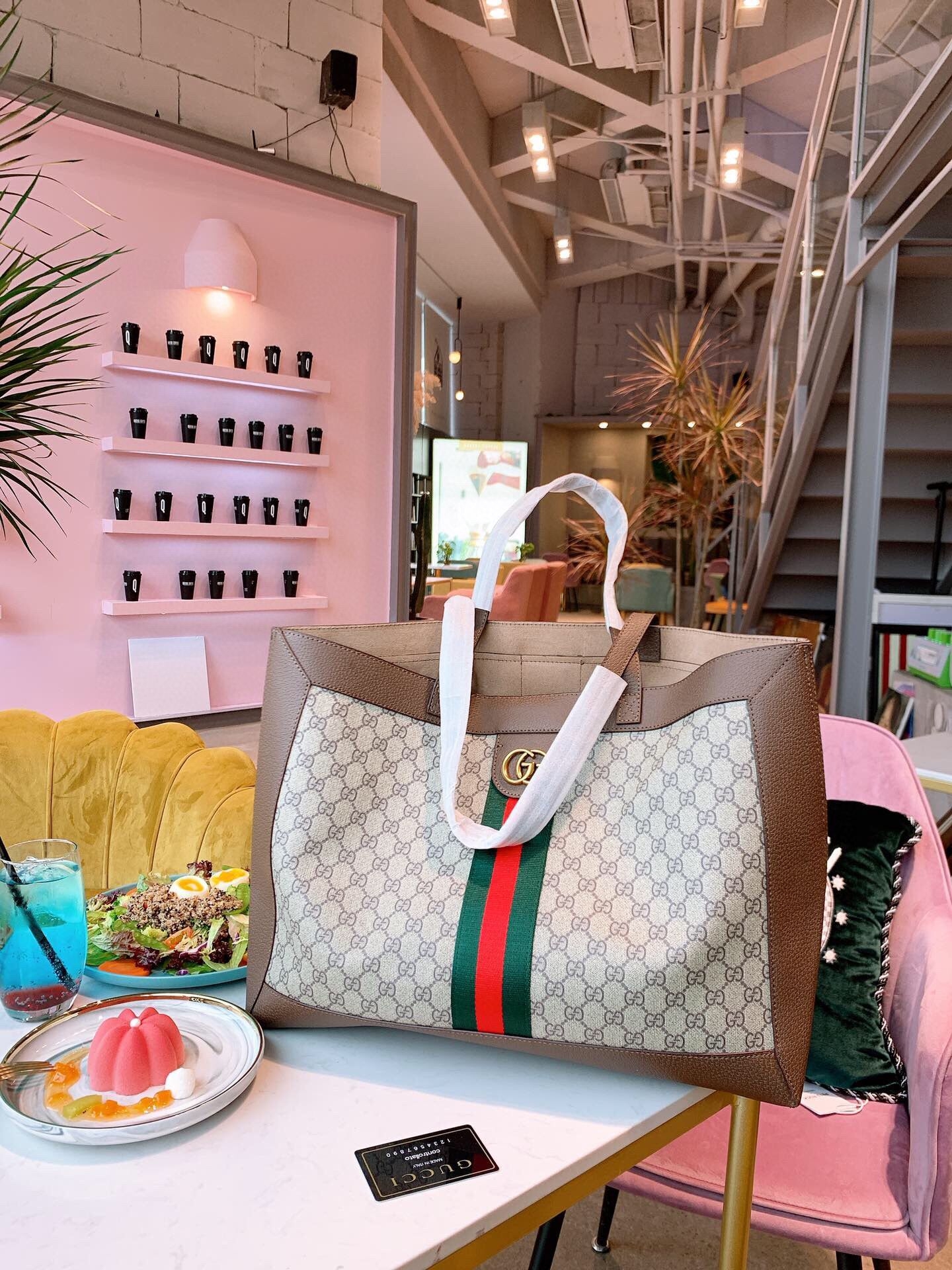 

designer bags luxurious bag wallet handbags The single shoulder bag Inclined shoulder bag werfsdrewfsdg413 guccie bags