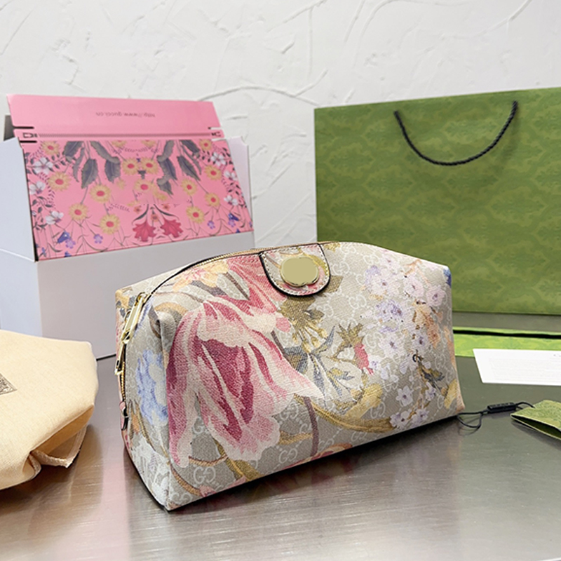 

luxury designer bags men travelling toilet bag fashion design women wash bag large capacity cosmetic bags makeup toiletry bag Pouch, Multi